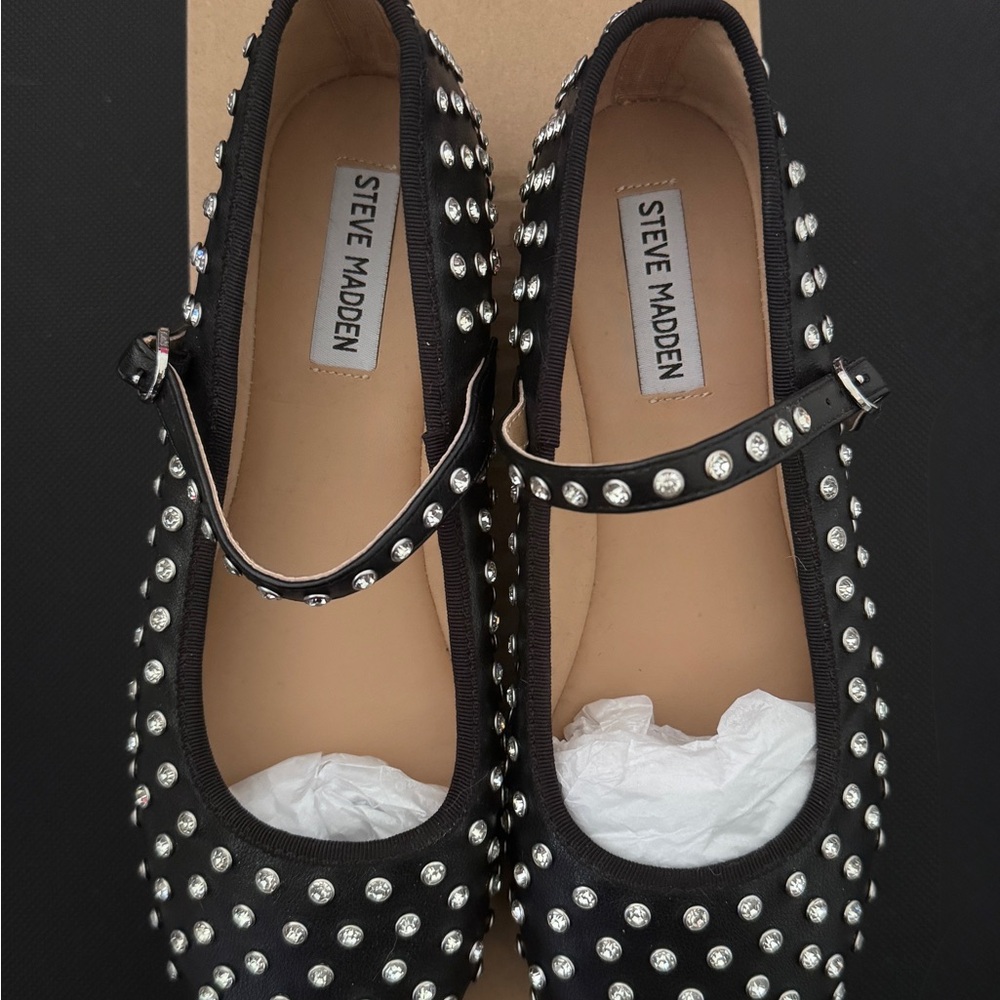 Steve Madden Black Mary Jane Flats with Silver Accents